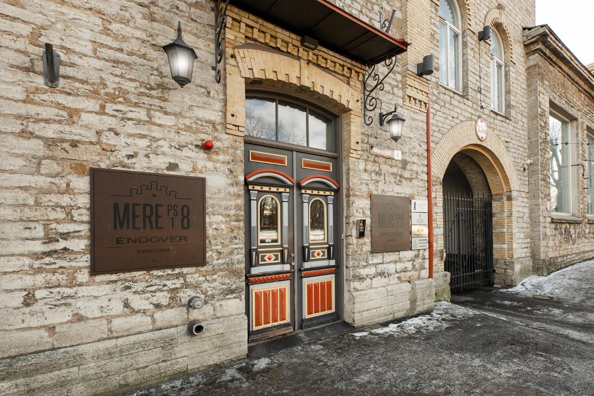 Modern Next To Old Town Korter *